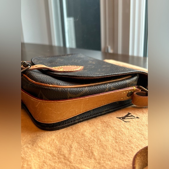 Louis Vuitton Cartouchière PM - Picture 7 of 16